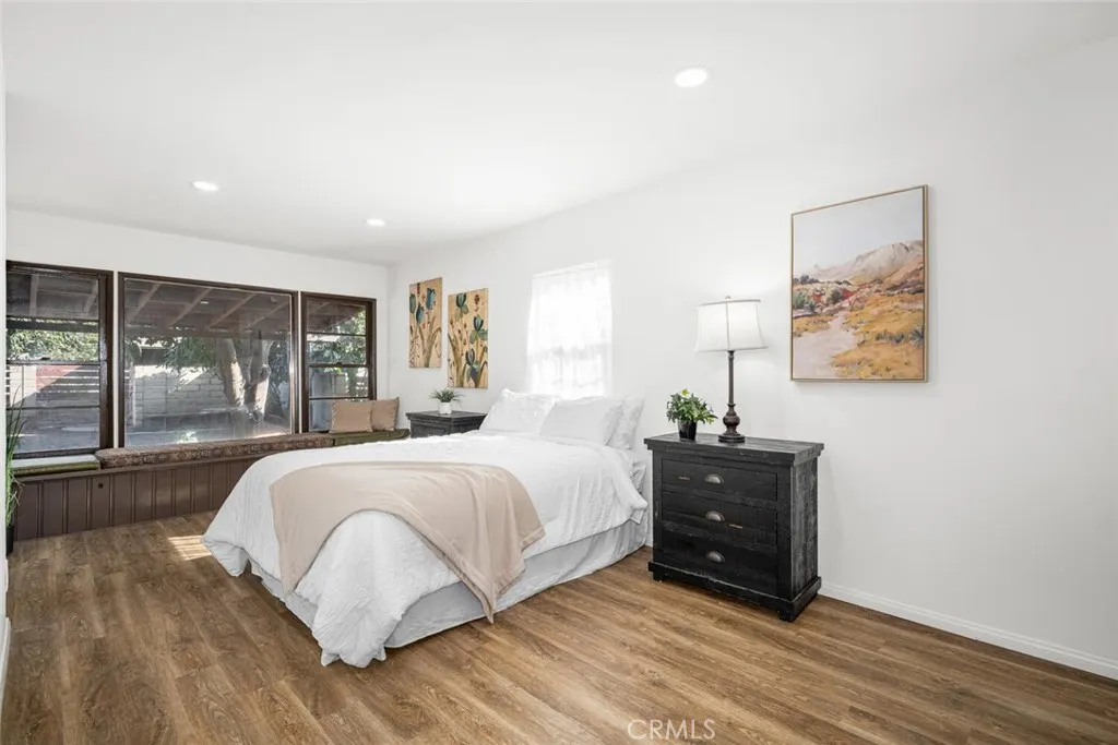 Lakewood, California 90712, United States, 3 Bedrooms Bedrooms, ,2 BathroomsBathrooms,Residential,Active,239526