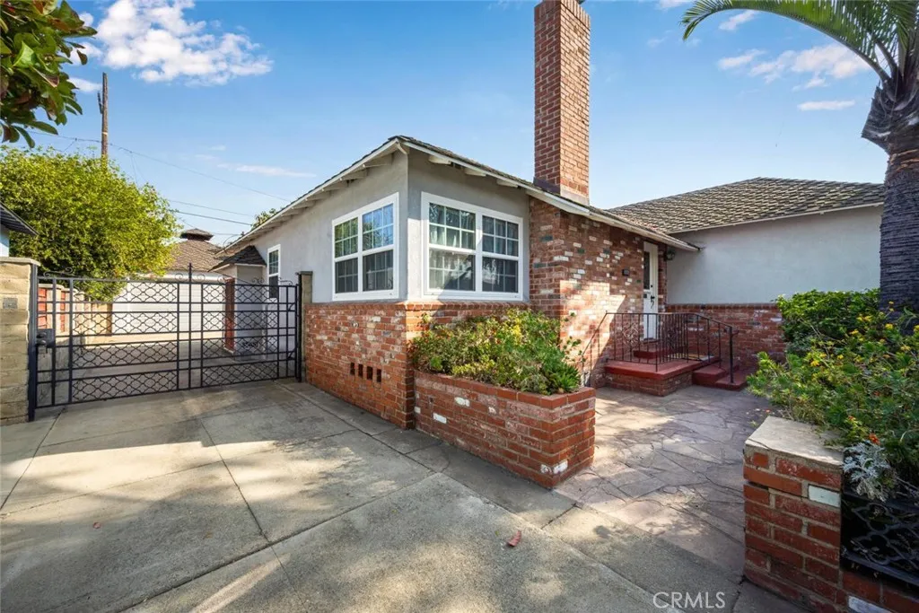 Lakewood, California 90712, United States, 3 Bedrooms Bedrooms, ,2 BathroomsBathrooms,Residential,Active,239526