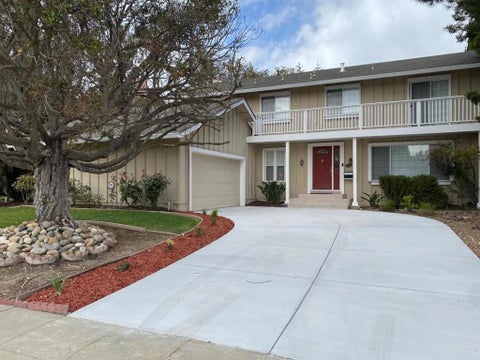Photo of 349 Bowsprit Drive, Redwood City, CA 94065 (MLS # ML82065551)