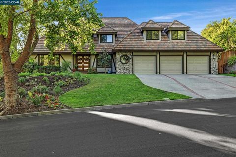 Photo of 409 Full Moon Way, Danville, CA 94506 (MLS # 41127377)