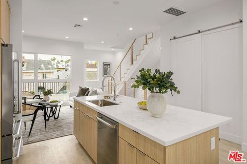 Photo of 6118 Marbella Place, Los Angeles, CA 90038 (MLS # 25579969) Photo of 6118 Marbella Place, Los Angeles, CA 90038 (MLS # 25579969)