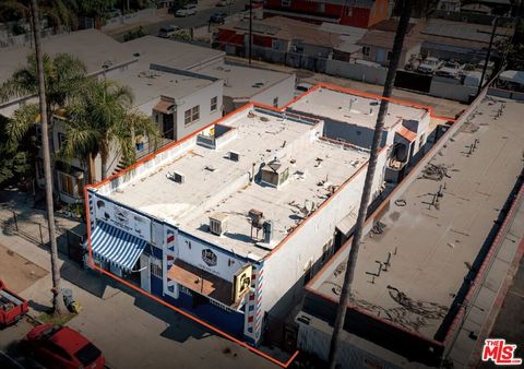 Photo of 10908 S Figueroa Street, Los Angeles, CA 90061 (MLS # 25602857)