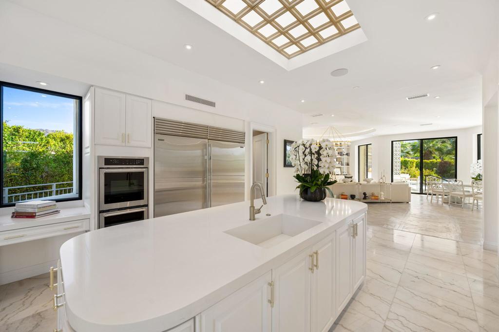 74300 Quail Lakes Drive