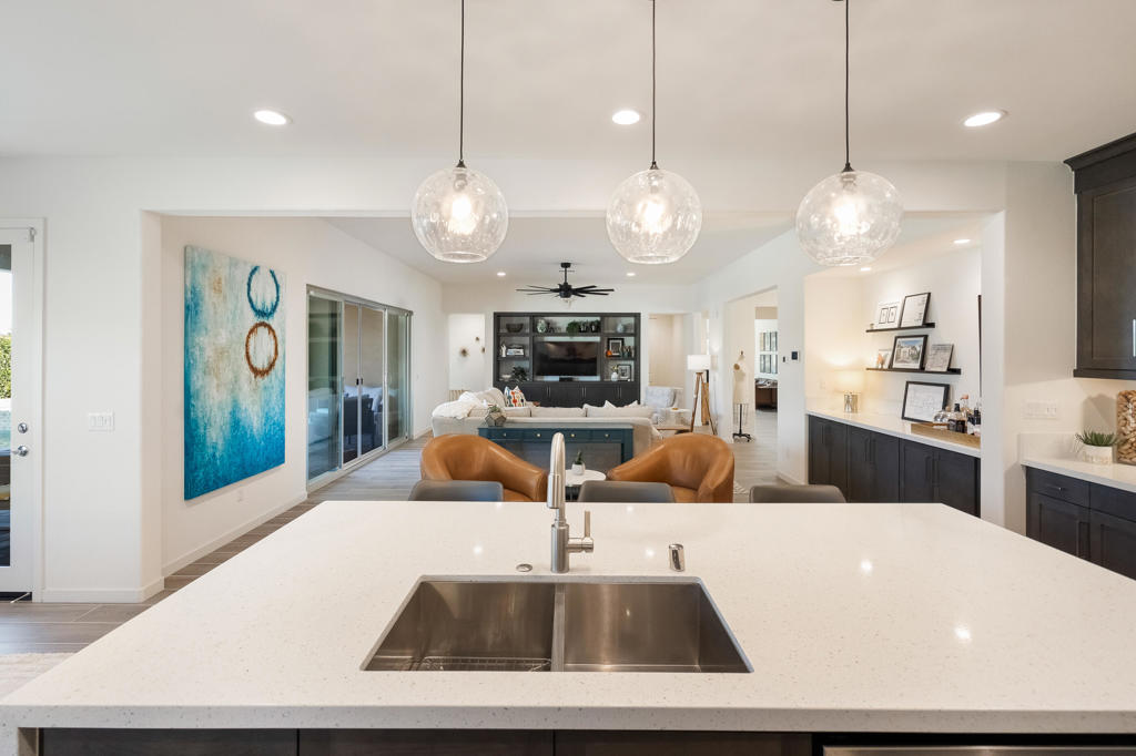 Carmela - Residential