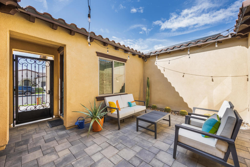 Carmela - Residential