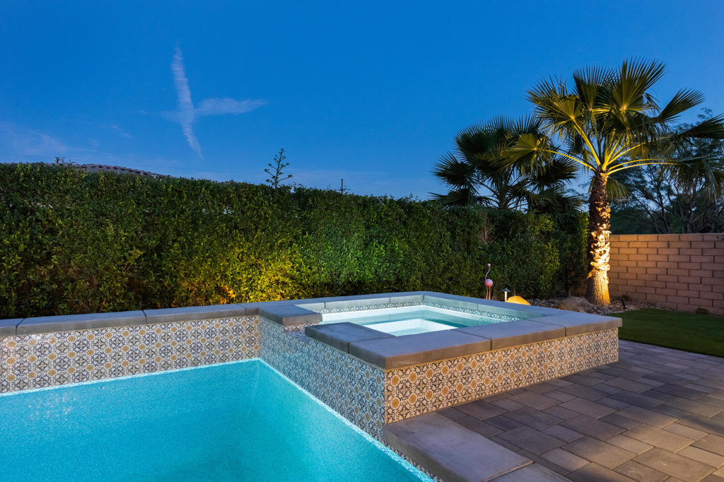 Carmela - Residential
