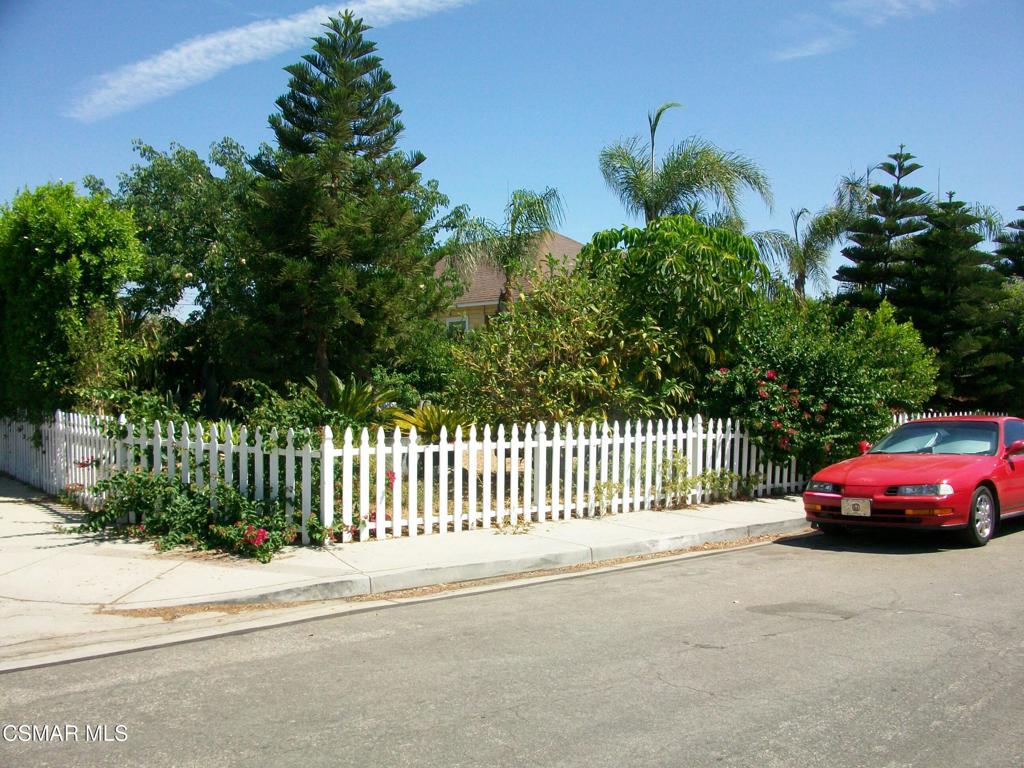 923 Pacific Avenue
