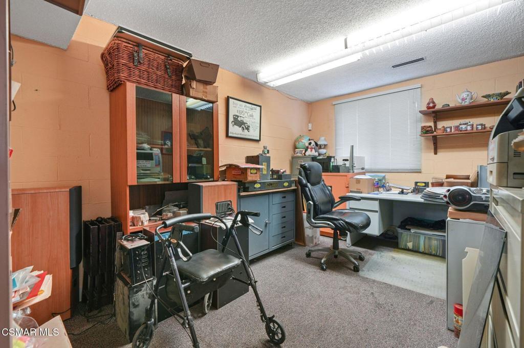 3738 San Fernando Road