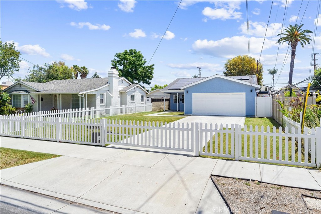 114 N Orange Avenue
