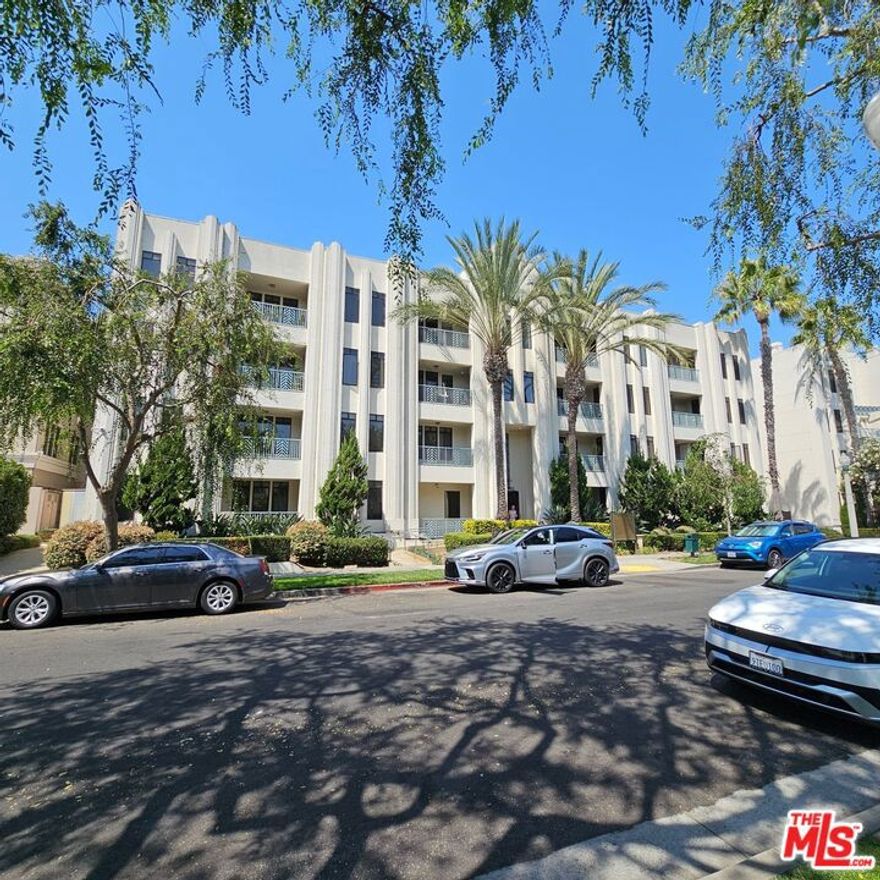 Trust sale: Property sold in as-is condition. Experience resort-style living in Playa Vista! This top-floor corner unit features soaring ceilings, abundant natural light, and an open floor plan designed for modern living. The gourmet kitchen with wonderful built-in appliances flows seamlessly into the dining and living areas, complete with 2 fireplaces and private balcony. The spacious primary suite offers a walk-in closet.  Primary suite includes walk-in closet and an unfinished bathroom ready for your personal touch. In-unit laundry and two side-by-side parking spaces included. Crescent Walk residents enjoy access to Playa Vista's resort-style pools, gyms, parks, shops, and entertainment. Perfect for buyers seeking a project or customization opportunity. Mello Roos and HOA