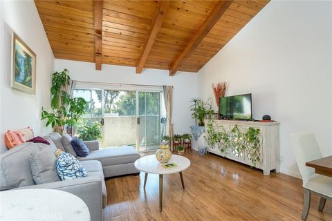 Photo of 20134 Leadwell St #367, Winnetka, CA 91306 (MLS # SR26067285)