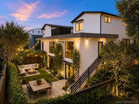 Photo of 385 Juniper Ave, Carlsbad, CA 92008 (MLS # 260013698SD)