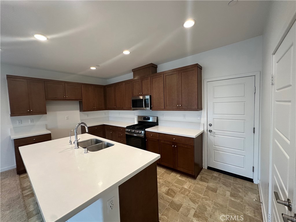 Solera (SLRA) - Residential Lease