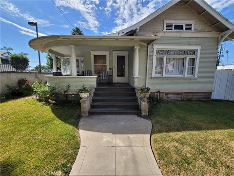 Photo of 1820 N Bush St, Santa Ana, CA 92706 (MLS # OC25255679)