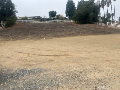 Photo of 30253 Del Rey Road, Temecula, CA 92591 (MLS # IG25255881)