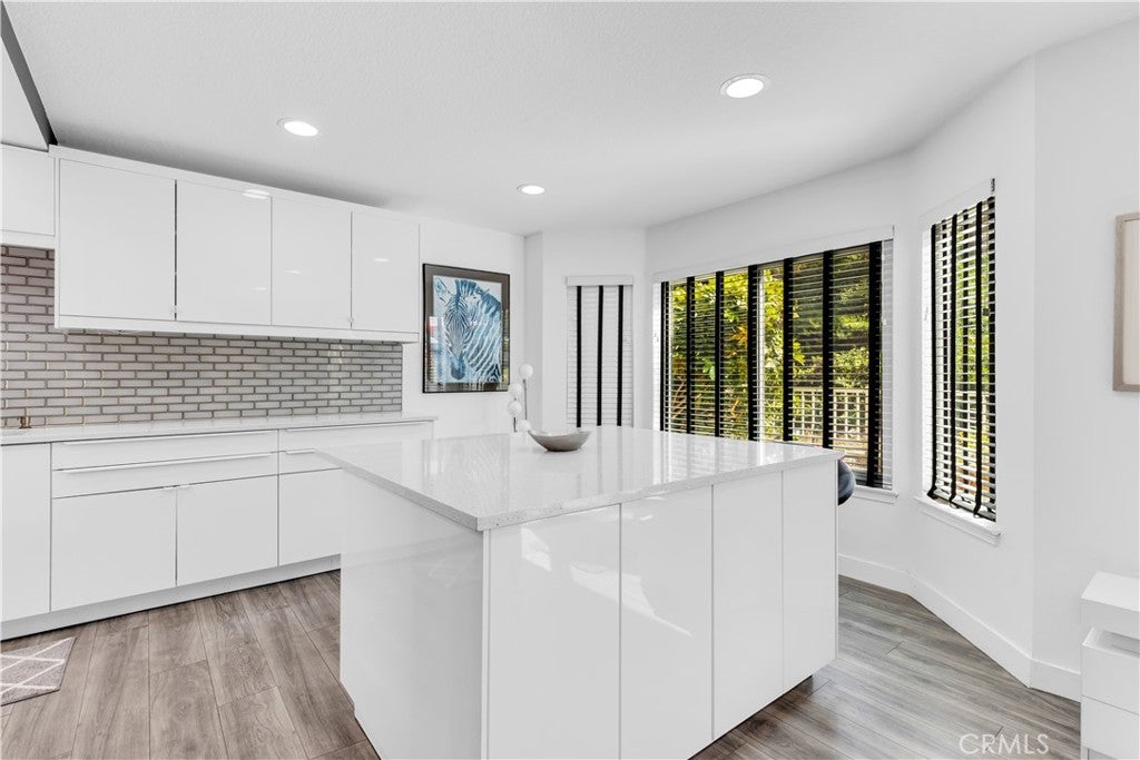 27408 Hyatt Court