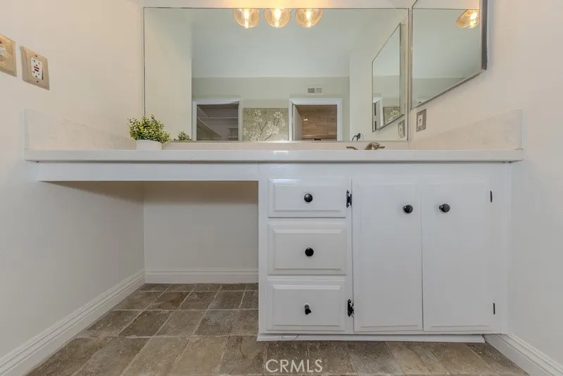 Garden Grove, California 92840, United States, 1 Bedroom Bedrooms, ,1 BathroomBathrooms,Residential,Active,164875