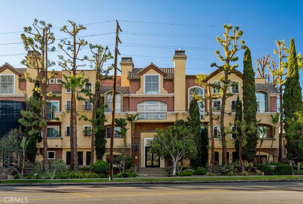 Photo of 7037 La Tijera Boulevard #C102, Los Angeles, CA 90045 (MLS # SB26039828)