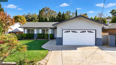 Photo of 232 Coleen St ST, Livermore, CA 94550 (MLS # 41150694)
