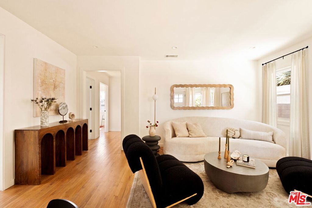 Photo of 1538 16th Street, Santa Monica, CA 90404 (MLS # 26663101)