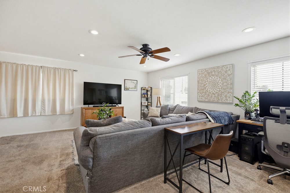 5843 La Jolla Way 28