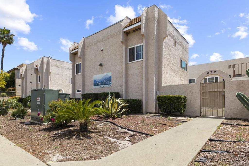 632 A Street 19