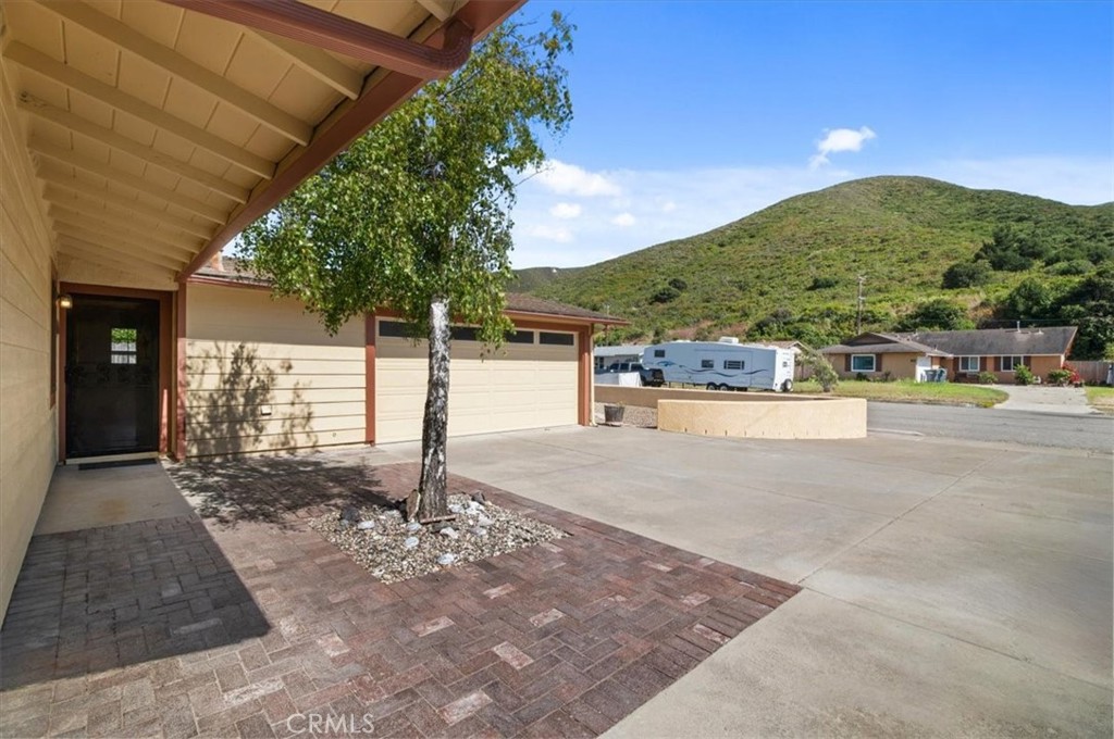 1317 W Willow