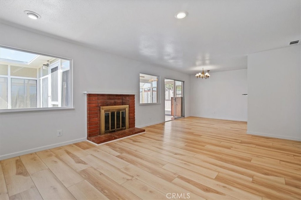 1317 W Willow