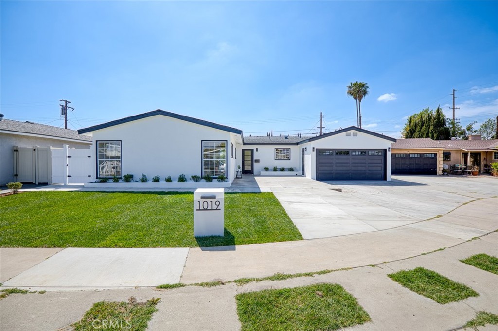 1019 N Cambria Place
