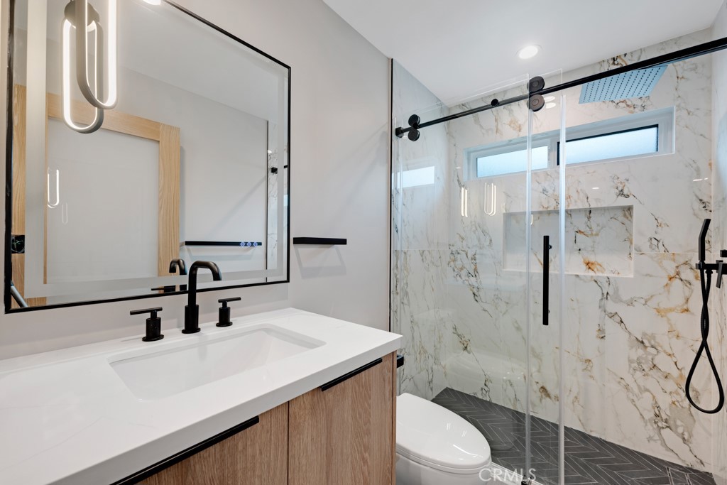 18238 Hartland Street