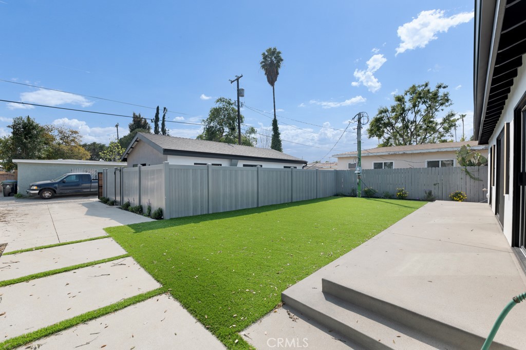 18238 Hartland Street