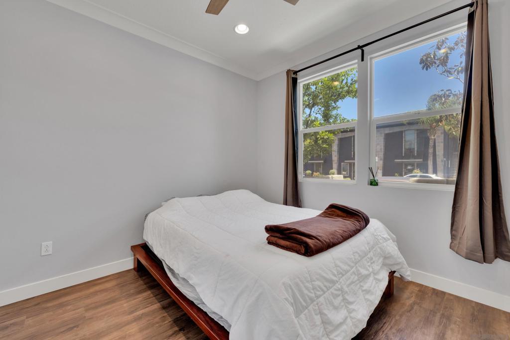 211 S Orange St 104