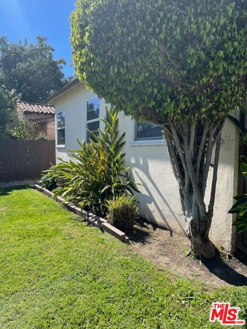 Tiny photo for 6615 S Van Ness Avenue, Los Angeles, CA 90047 (MLS # 26661151)