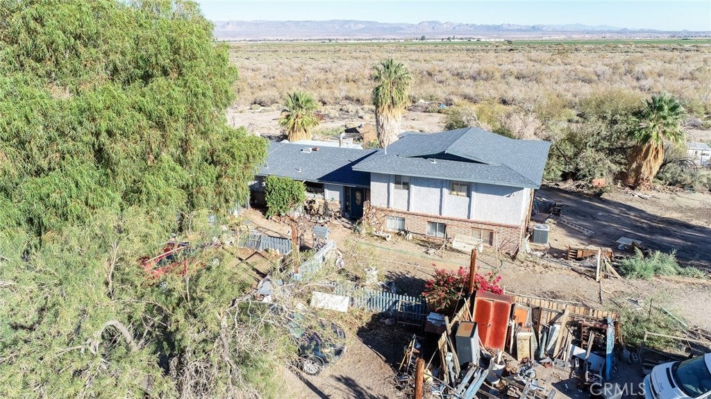 1415 Tamarack Lane