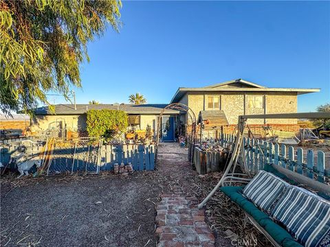 Photo of 1415 Tamarack Lane, Needles, CA 92363 (MLS # JT25274886)