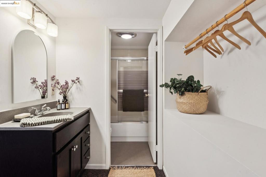 PIEDMONT PINES - Residential