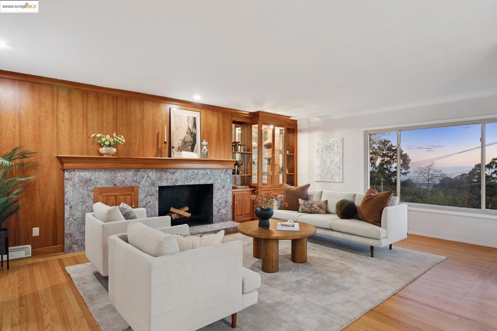 PIEDMONT PINES - Residential