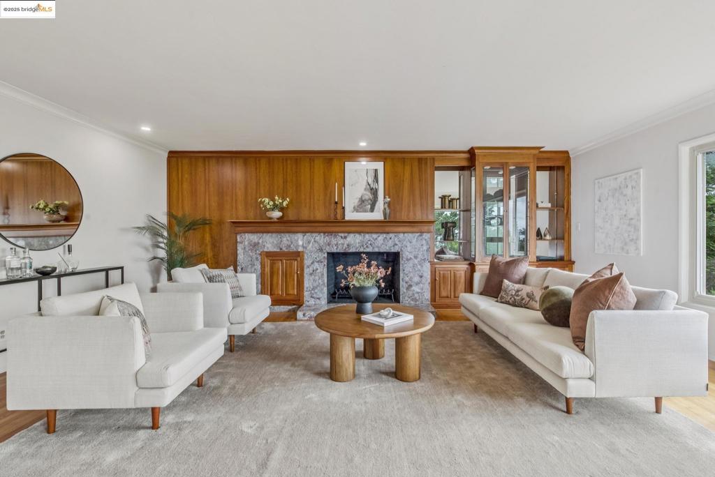 PIEDMONT PINES - Residential