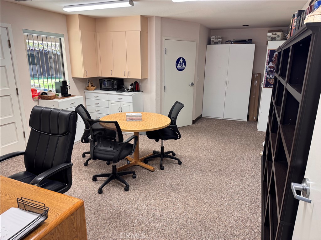 1050 Las Tablas Road