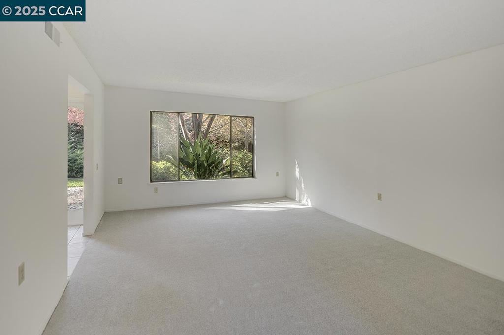 ROSSMOOR - Residential