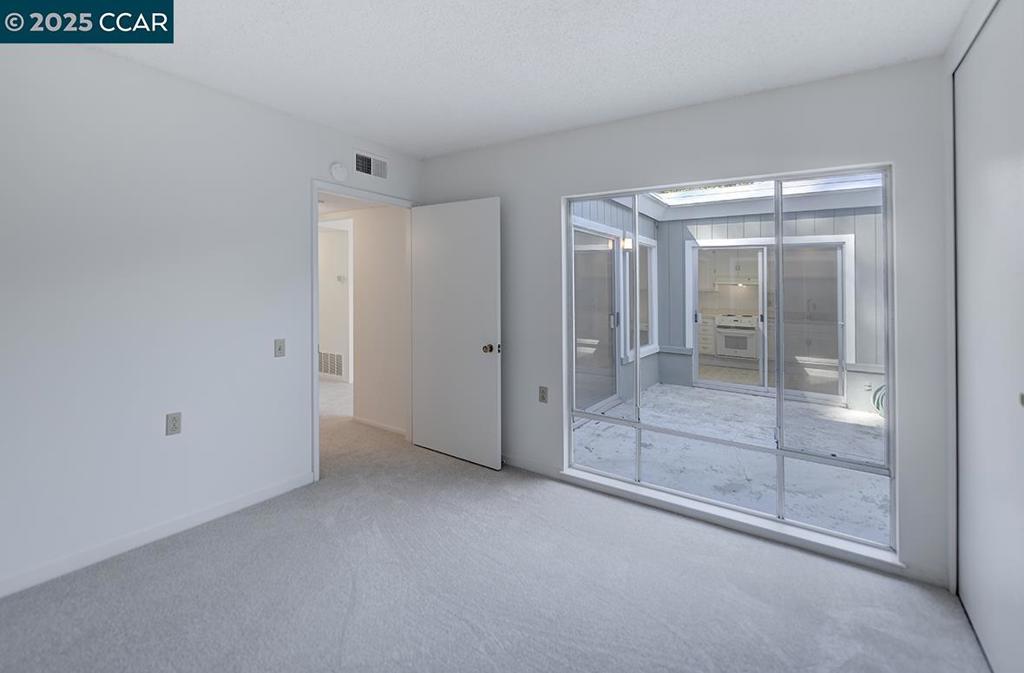 ROSSMOOR - Residential