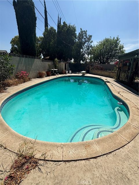 Photo of 10163 Oak Glen Ave, Montclair, CA 91763 (MLS # IV26066658)