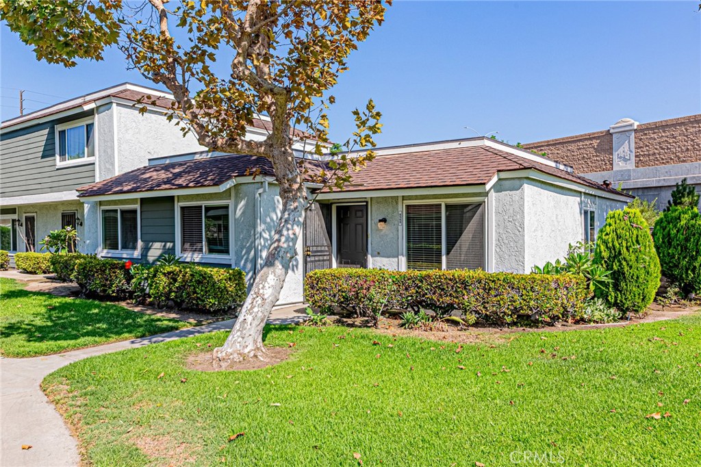 ..WELCOME RARE SINGLE-STORY HOME WITH 3 BEDS & 2 BATHS THAT SITS SECURELY BEHIND A GATED COMMUNITY LOCATED IN THE
DESIRABLE CITY OF GARDEN GROVE. THIS HOUSE IS THE CORNER UNIT, GIVING MORE PRIVACY AND QUIETNESS. ALSO,
ENCLOSED SPACIOUS PRIVATE BACKYARD FOR FAMILY ENTERTAINING AND AFTERNOON RELAXATION...CONVENIENCE 2 CAR GARAGE WITH DIRECT ACCESS, AMPLE STORAGE, PLENTY OF GUEST PARKING SPACES THROUGHOUT THE COMMUNITY...BRIGHT INTERIOR, RECESSED LIGHTS IN FAMILY ROOM, SPACIOUS MAIN BEDROOM WITH GRANITE VANITY, UPGRADED KITCHEN WITH SOLID CHERRY WOOD CABINETS, GRANITE COUNTERTOP...LAMINATE FLOORING THROUGHOUT THE HOUSE, CENTRAL AC...COMMUNITY AMENITIES PROVIDE SWIMMING POOL, ZACUZZI AND BASKETBALL COURT, ALSO LUSH GRASSY AREAS AND LOTS OF TREES, WALKING PATHWAYS FOR MORNING OR AFTERNOON WALK...GREAT OPPORTUNITY FOR FIRST HOME BUYERS AND INVESTORS...TOP RATED SCHOOLS, CENTRALLY LOCATED AT A SHORT DISTANCE TO LITTLE SAGON, RESTAURANTS, AND RETAIL SHOPPING, COSTCO...EASY FREEWAY ACCESS TO 91,405,22...GREAT OPPORTUNITY FOR FIRST-HOME BUYERS AND INVESTORS... DON'T MISS YOUR CHANCE TO OWN A LOVELY SINGLE-STORY HOME WITH A GOOD NEIGHBORHOOD COMMUNITY!