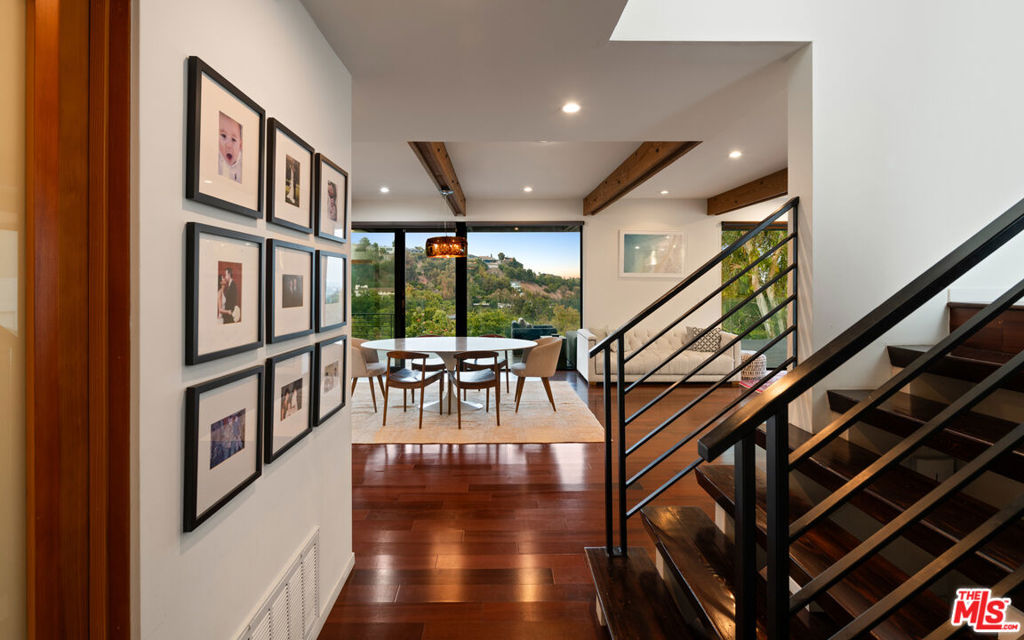 2608 Carman Crest Drive