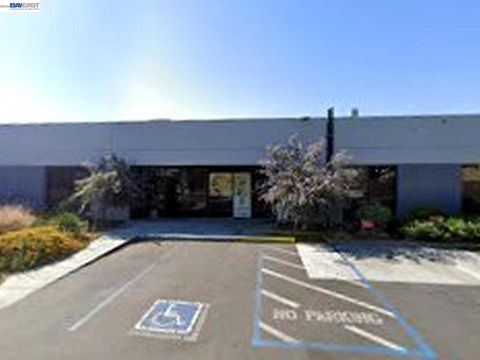 Photo of 3334 Victor Ct Ct, Santa Clara, CA 95054 (MLS # 41133349)