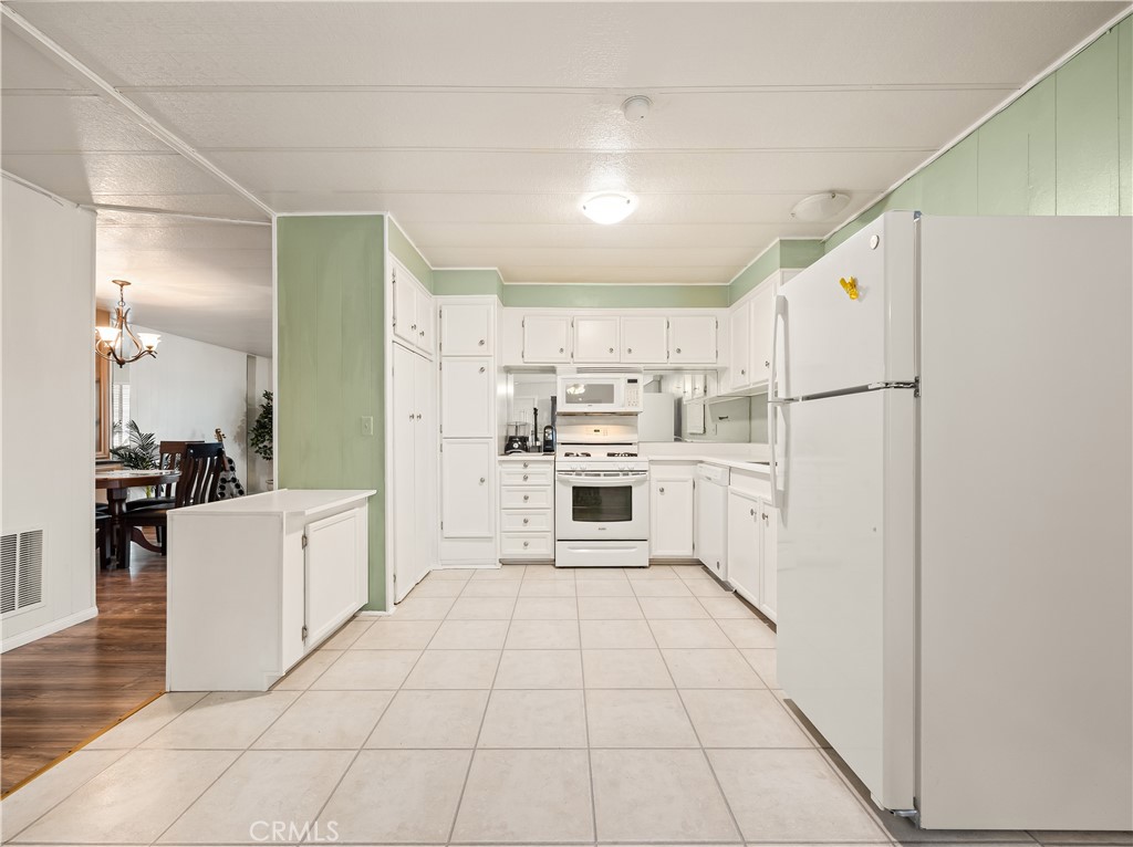 27601 Sun City Boulevard 318