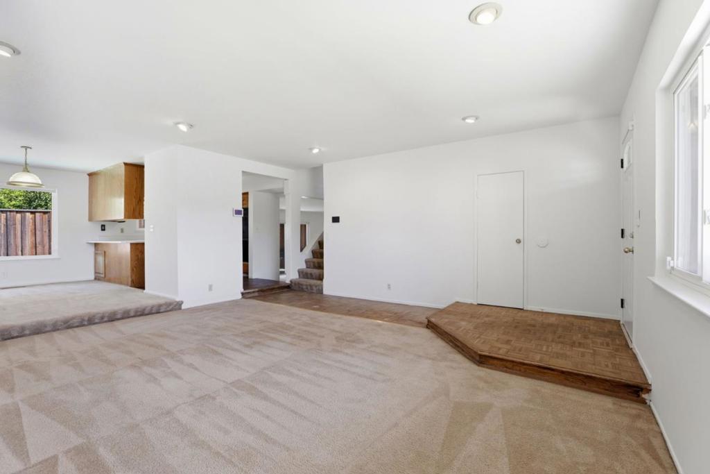 7065 Lancaster Court