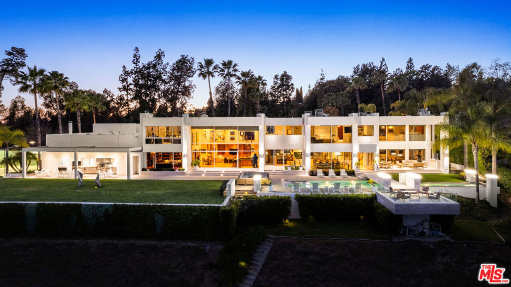 300 N San Rafael Avenue