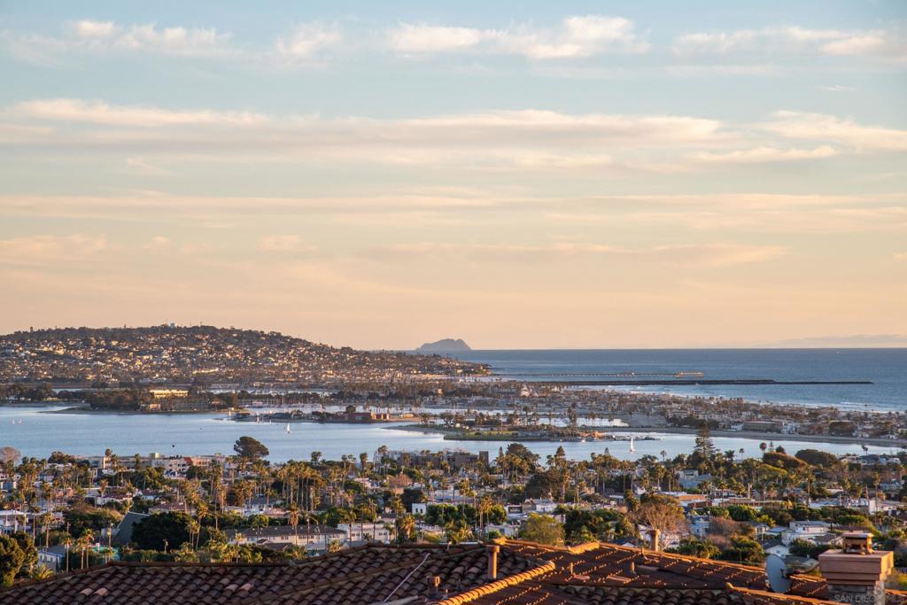 Pacific Beach - Residential