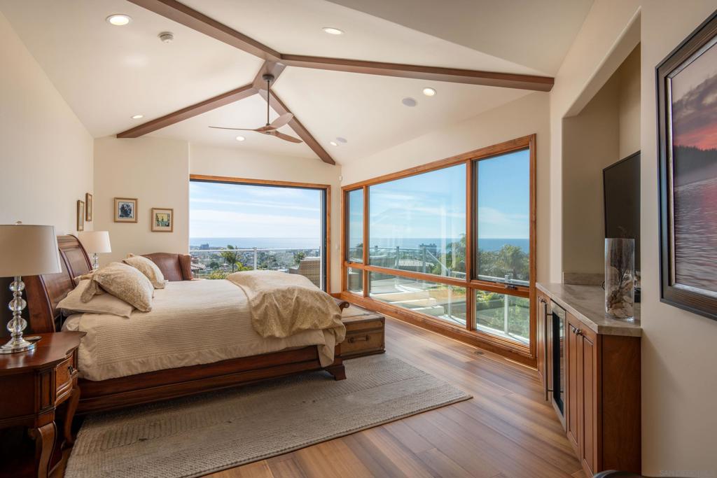 Pacific Beach - Residential